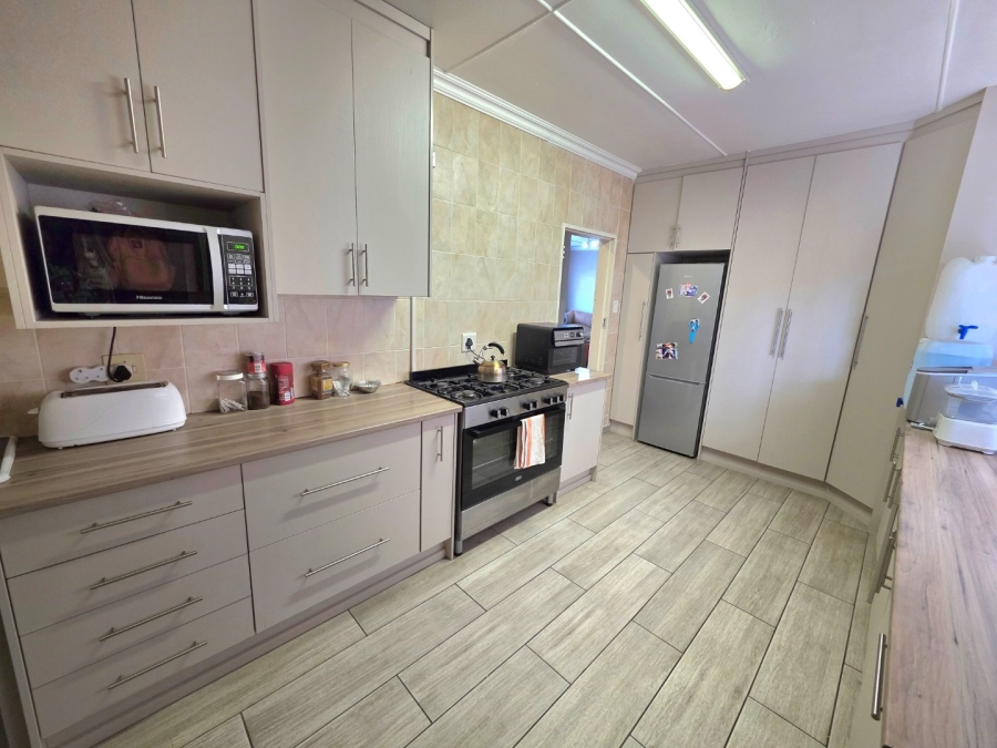 4 Bedroom Property for Sale in Morelig Free State